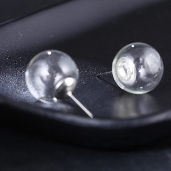 🔵𝟲𝟱%𝗢𝗙𝗙 𝗯𝘂𝗻𝗱𝗹𝗲𝘀 𝟯+🔵 NEW Large Clear Ball Earrings - Picture 3 of 10